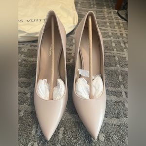 STUART WEITZMAN Dancer 95 Pump in nude